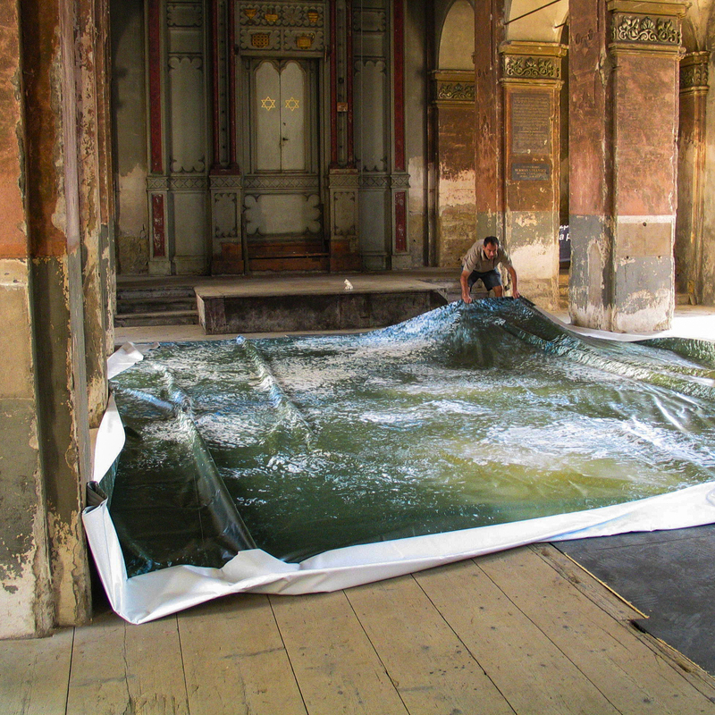 Waterwalk/Po hladině, 2003, digital print on vinyl, 33 X 39ft, installation